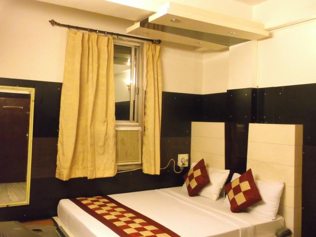 Hotel Abhineet Palace Jaipur Ngoại thất bức ảnh